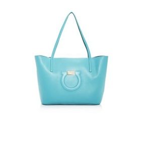 Gancini Medium Leather City Tote